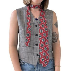 Vintage Burberry London Red Blue Paisley Geometric 100% Silk Academia Preppy Tie